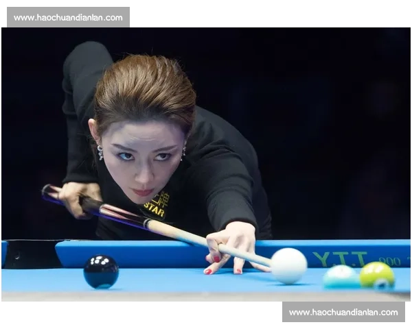 以比赛为舞台的潘晓婷展现中国台球传奇的实力与风采与时代精神