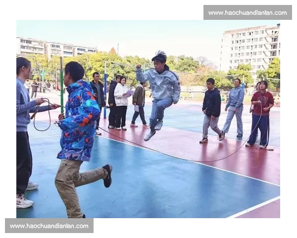 三脚比赛凝聚团队默契与速度激情的校园趣味竞技盛会青春风采展示